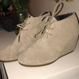 Women’s TOMS booties